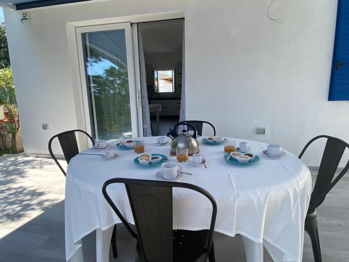 La Casa Sull'Acqua Olbia Exterior foto